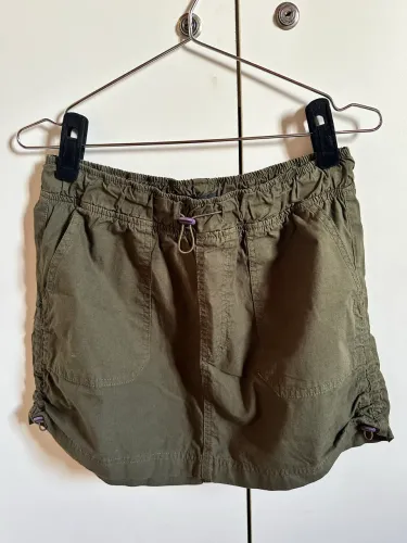 Roupas semi novas