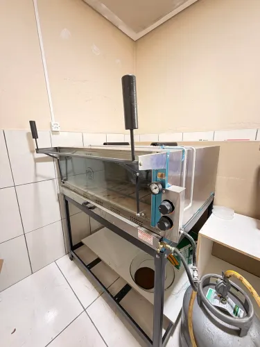 FORNO INDUSTRIAL A GÁS À VENDA