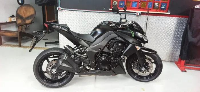 Vende moto Kawasaki Z-1000 2013