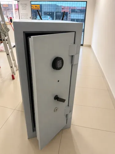 Cofre reforçado pra venda 