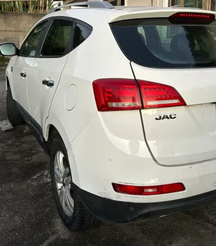 Sucata JAC t6 2016