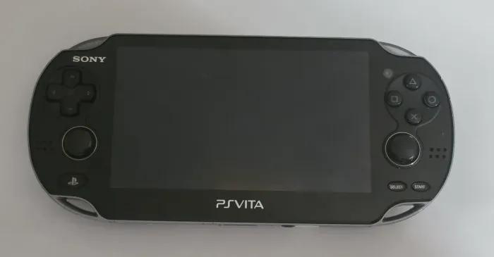 PS Vita Americano com Card 8 GB + Uncharted Golden Abyss + Killzone  + Lumines 