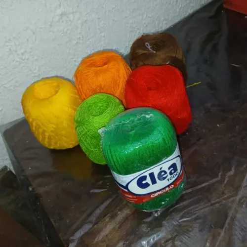 LINHA DE COSTURAR ROLO GRANDE VARIAS CORES