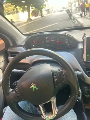 Peugeot 2008 Allure Bus. 1.6 Flex 5P Aut.(pcd) 2019