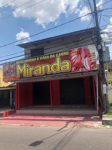 Prédio comercial no multirão