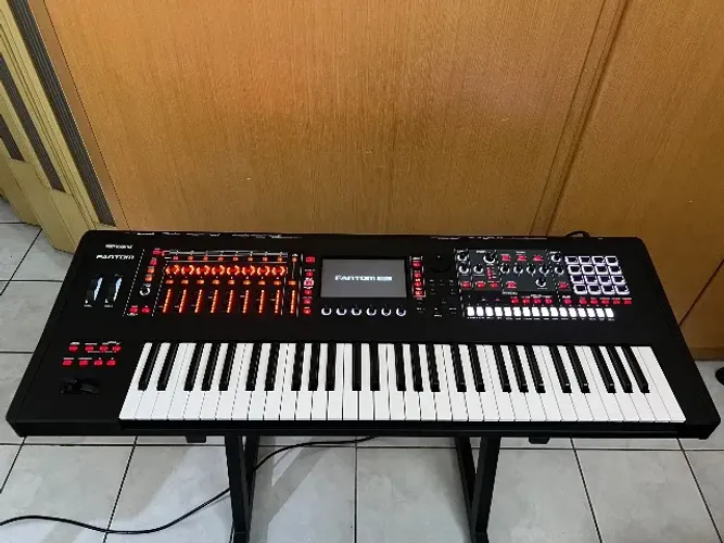 Roland Fantom 6 EX Update Instalada