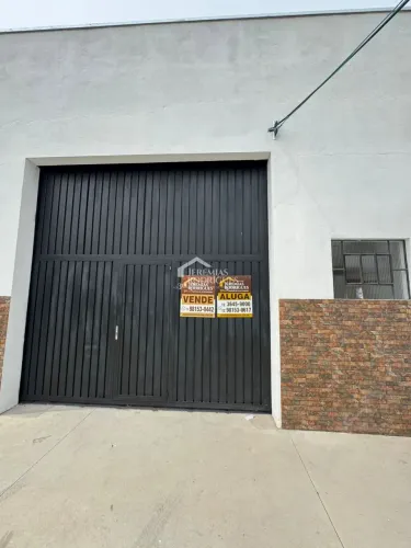 Galpão para venda no bairro Crispim em Pindamonhangaba/SP.