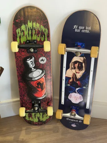 2 skates novos semi pro nunca usados!