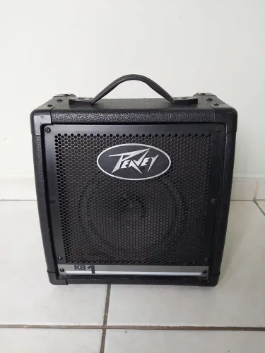 Amplificador Peavey KB1 - 20W RMS - 8" - 2 canais