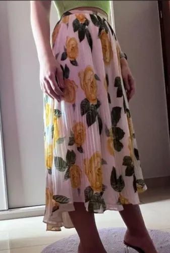 Saia midi plissada Farm M