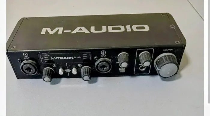 Interface de audio M Audio M track plus 2