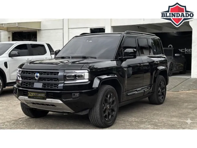 Denza B5 SUV híbrido plug-in 2026