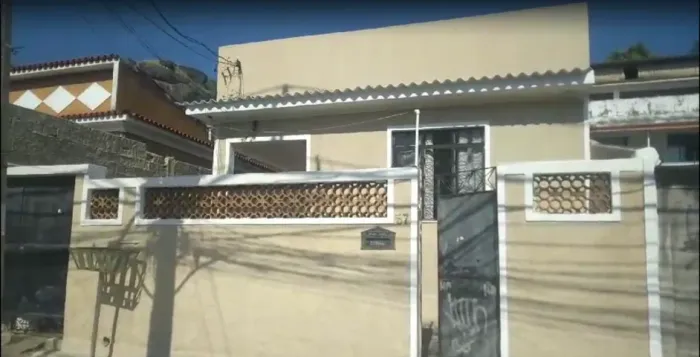 Casa de dois quartos em Realengo