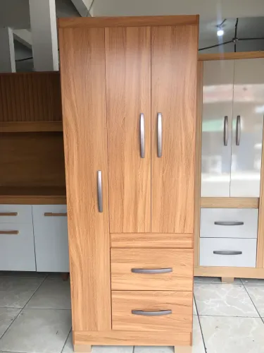 Guarda Roupa de solteiro 
