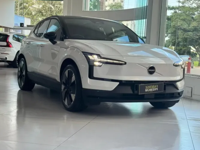 Volvo EX30 E60 Ultra (elétrico) 2024