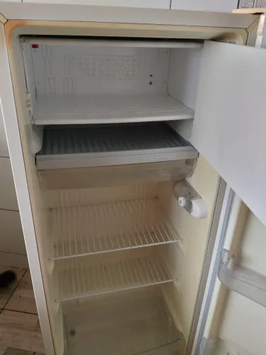 Vende-se Geladeira Consul
