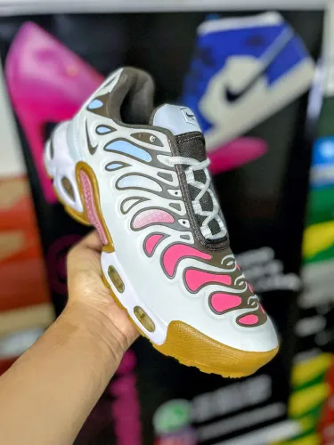 Tênis TN Nike esportivo masculino