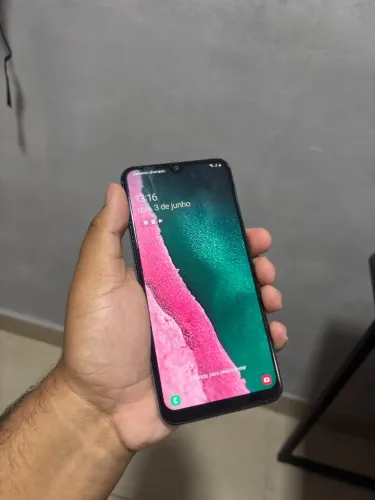 Samsung Galaxy A50 128GB Seminovo - Carregador Original
