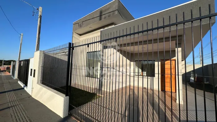 Casa de Esquina à Venda no Jardim Ypê em Sarandi | 3 Quartos | R$ 350 Mil
