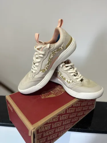 Tênis vans