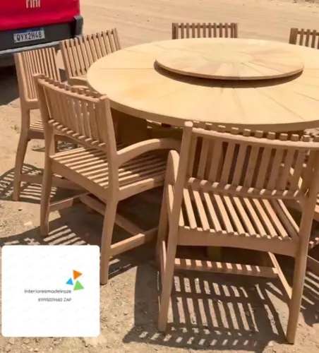Mesa bruta nobre