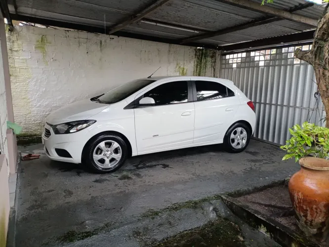 Chevrolet Onix Hatch LT 1.4 8V Flex Mec. 4P 2019