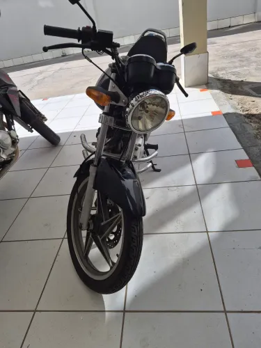Suzuki EN 125 YES