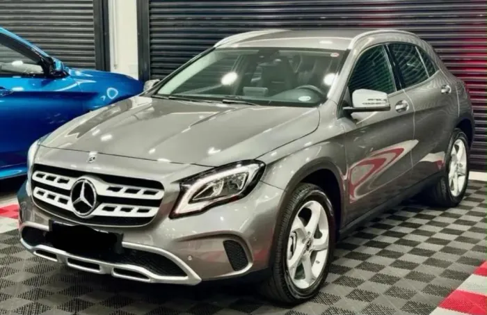 Mercedes-Benz GLA 200 Adv. 1.6/1.6 TB 16V Flex Aut. 2019