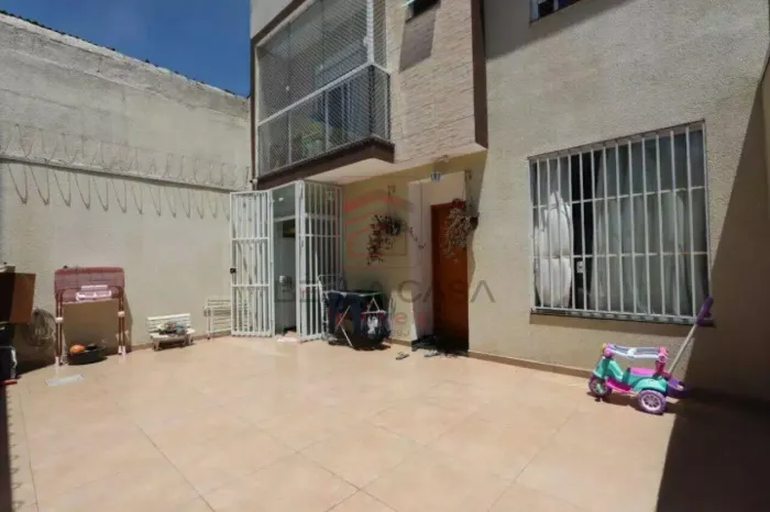 Sobrado com 2 Quartos à venda, 78m² - Parque São Lucas