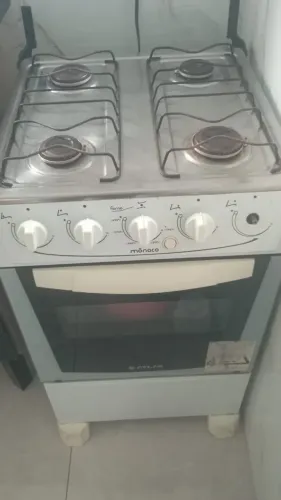 Fogão acompanha G