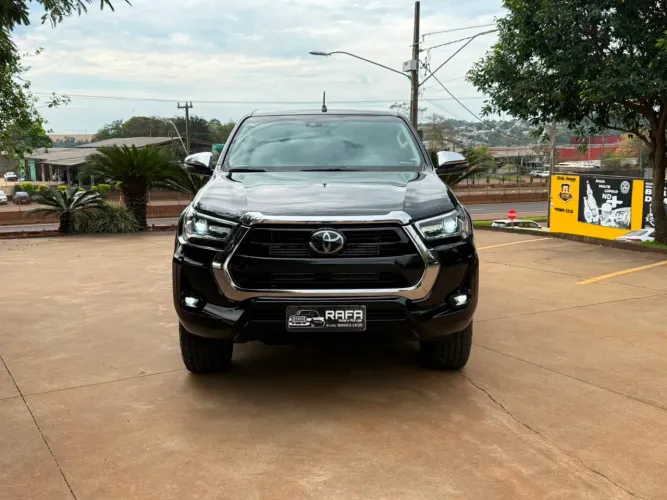 Toyota Hilux CD SRX 4X4 2.8 TDI 16V Diesel Aut. 2021