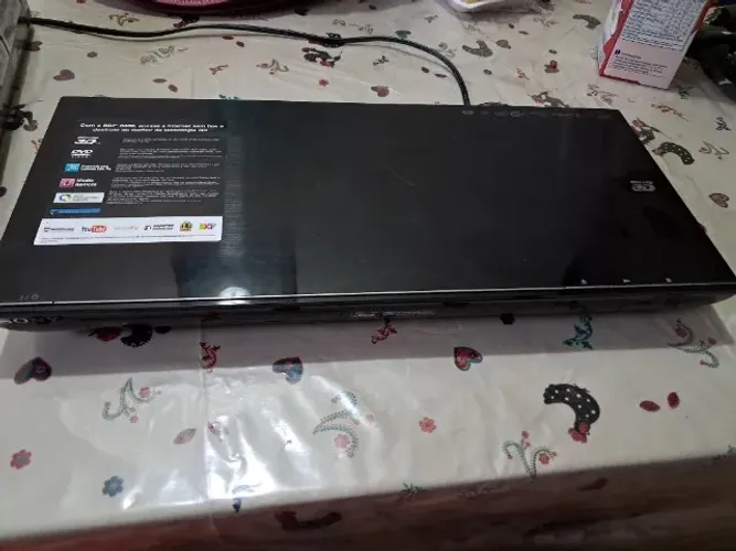 Blu-ray dvd player Sony usado na caixa