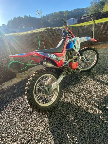 Crf 230 F para vender logo
