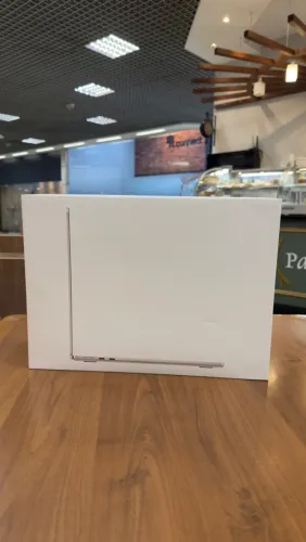 MacBook Air M5