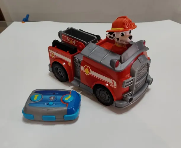 Carro Controle Remoto Marshall - Patrulha Canina - Sunny