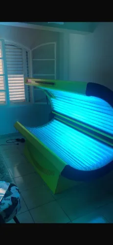 Máquina de bronzeamento