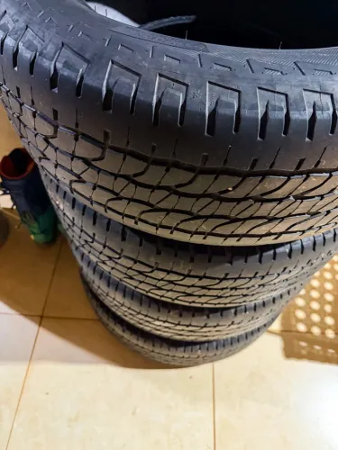 Pneus Michelin Semi Novos