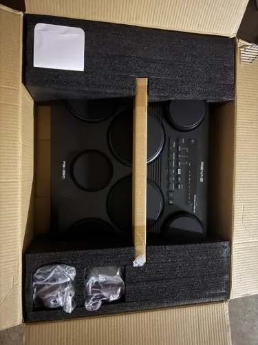 Vendo bateria eletrônica portátil nova