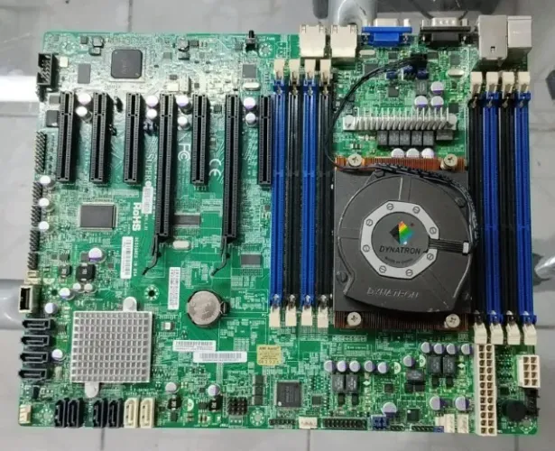 Placa-mãe Supermicro X9srl-f-me008 com proc E5-2650L v2