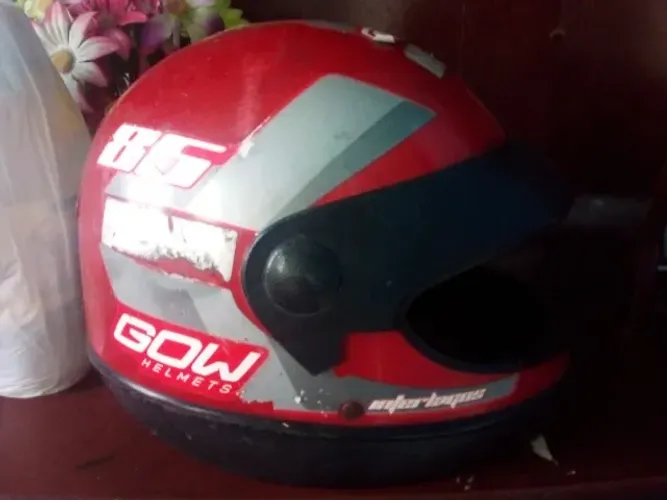 Capacete GOW