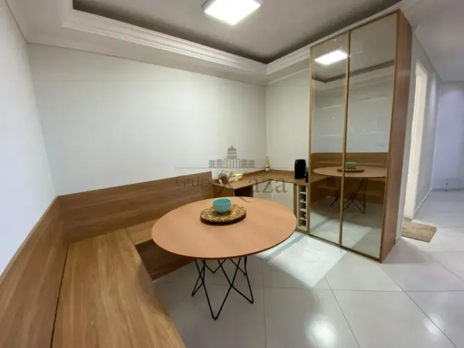 Imóvel para aluguel possui 68 metros quadrados com 3 quartos