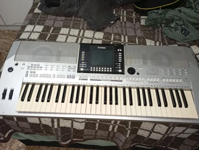 Teclado Yamaha PSR s910 oportunidade 