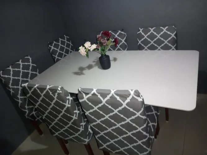 Mesa jantar 6 cadeiras