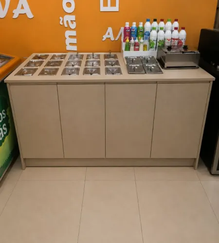 Expositor/ Buffet/ Self Service/ Balcão de guloseimas para sorveteria e açaiteria 