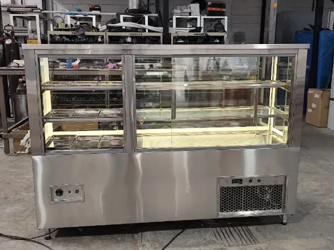Balcão bandejeiro inox 18 bandejas 1900×700×1400