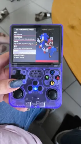 Vídeo Game Portátil R36S 64GB +16.000 Jogos, +20 Emuladores Clássicos!