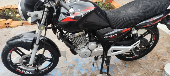 Suzuki gsr 150i