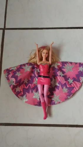 Barbie super princesa incompleta