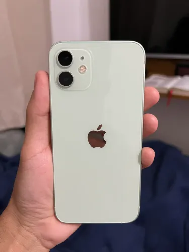 iPhone 12 