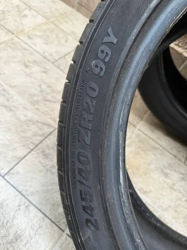Jogo 4 pneus 245/40/20 kumho